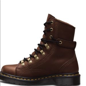 Doc Martens Coraline Grizzly boots